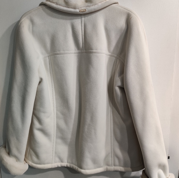 St. John Sport jacket - Picture 2 of 5